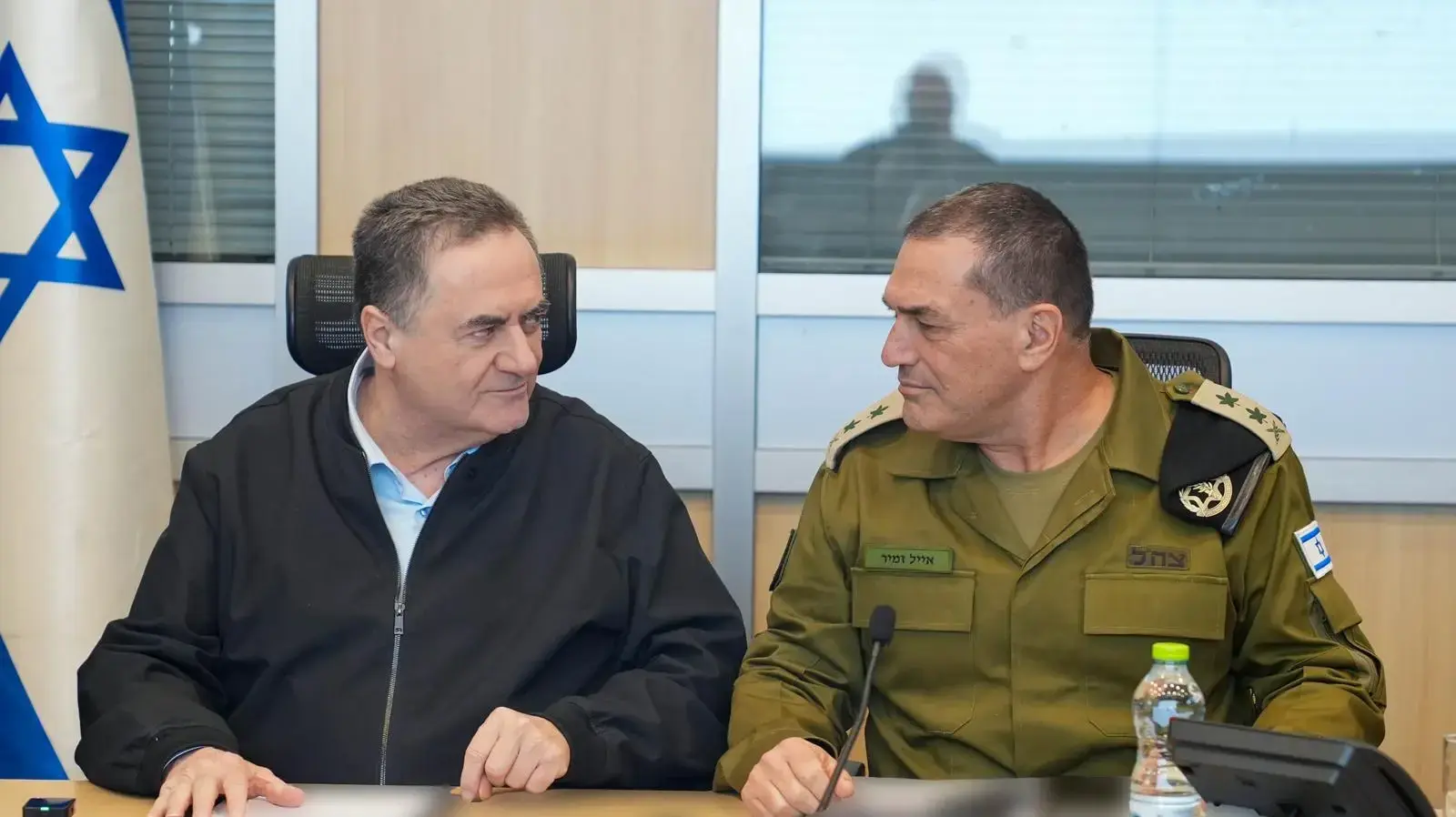 שר הביטחון כ"ץ בהערכת מצב 