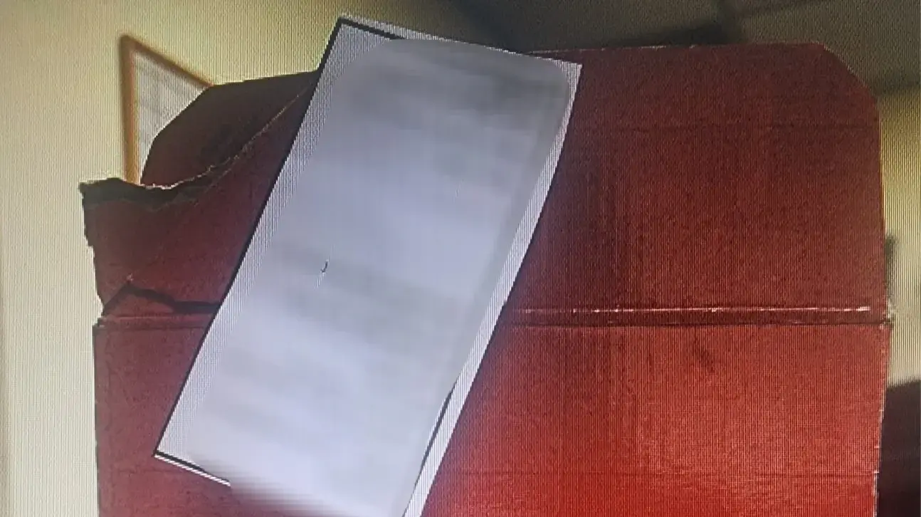 תכשיטים שנגנבו מדירה שנפגעה מרסיס בתל אביב תכשיטים שנגנבו מדירה שנפגעה מרסיס בתל אביב