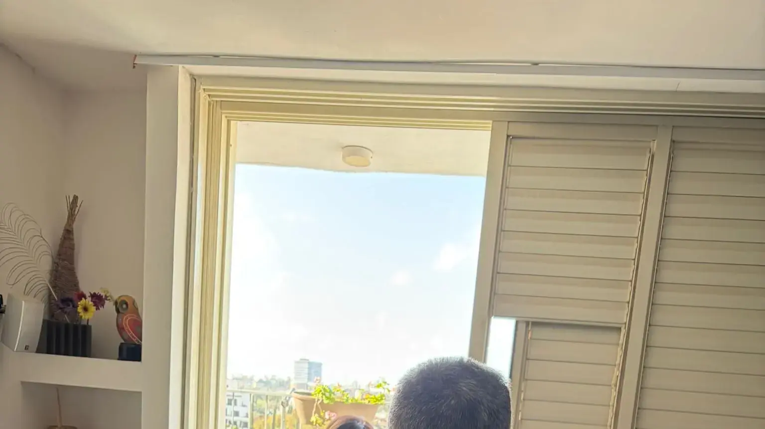 בניין המגורים שנפגע שבה גרה אסנת צמח המורה למתמטיקה, גבעתיים בניין המגורים שנפגע שבה גרה אסנת צמח המורה למתמטיקה, גבעתיים