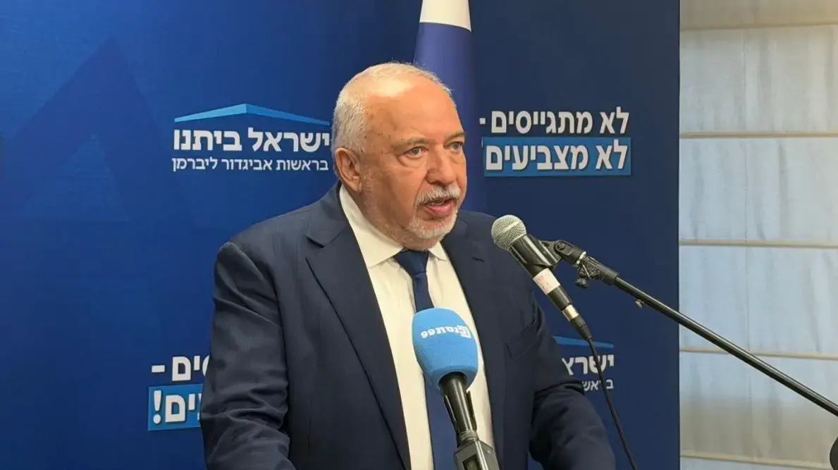 יו״ר מפלגת ישראל ביתנו, אביגדור ליברמן בישיבת הסיעה, 16 במרץ 2026 יו״ר מפלגת ישראל ביתנו, אביגדור ליברמן בישיבת הסיעה, 16 במרץ 2026