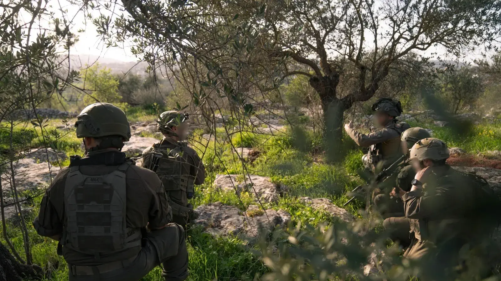 מפעילות כוחות צוות הקרב החטיבתי 401 במרחב דרום לבנון מפעילות כוחות צוות הקרב החטיבתי 401 במרחב דרום לבנון