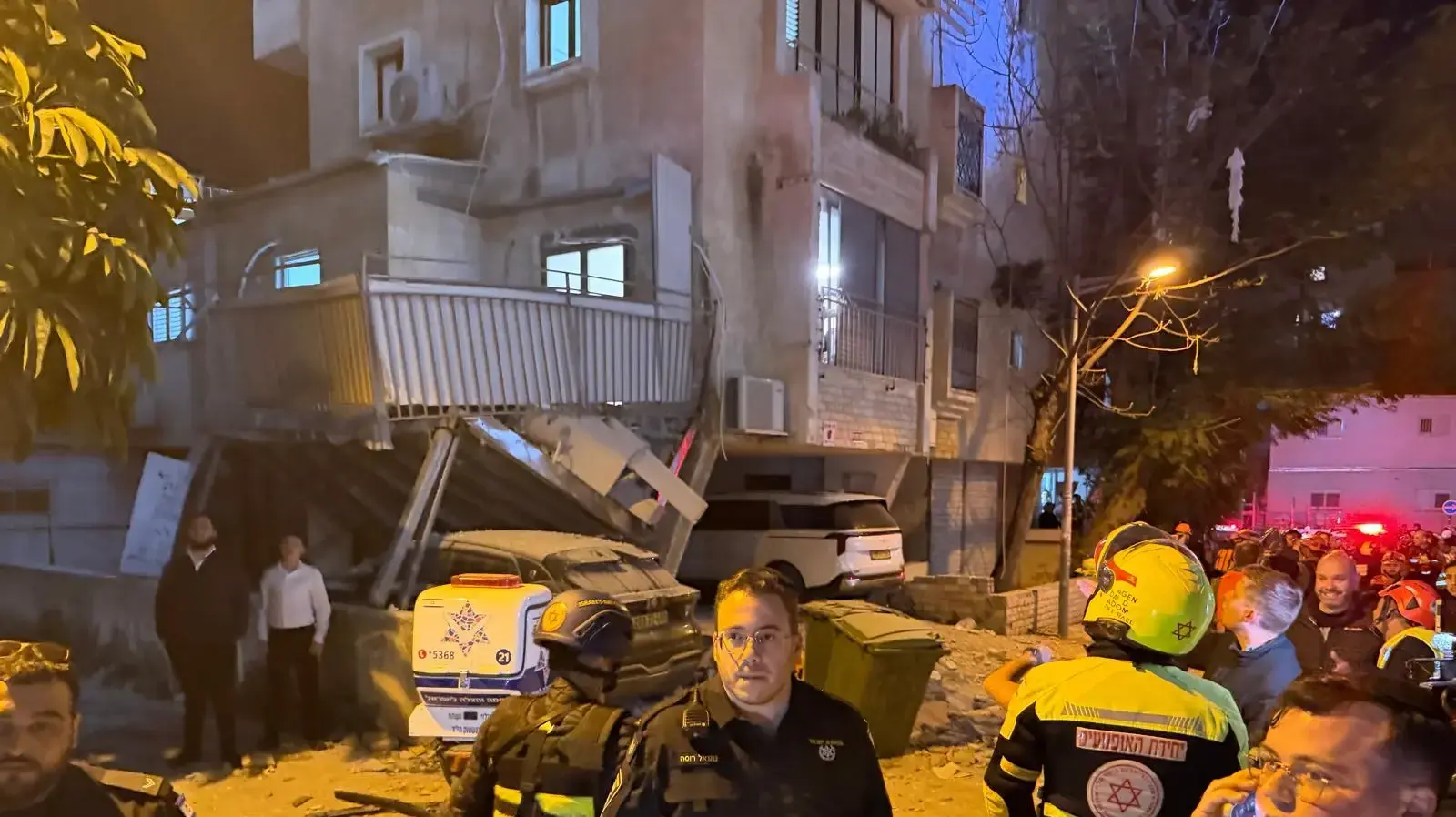 נפילה בבני ברק נפילה בבני ברק