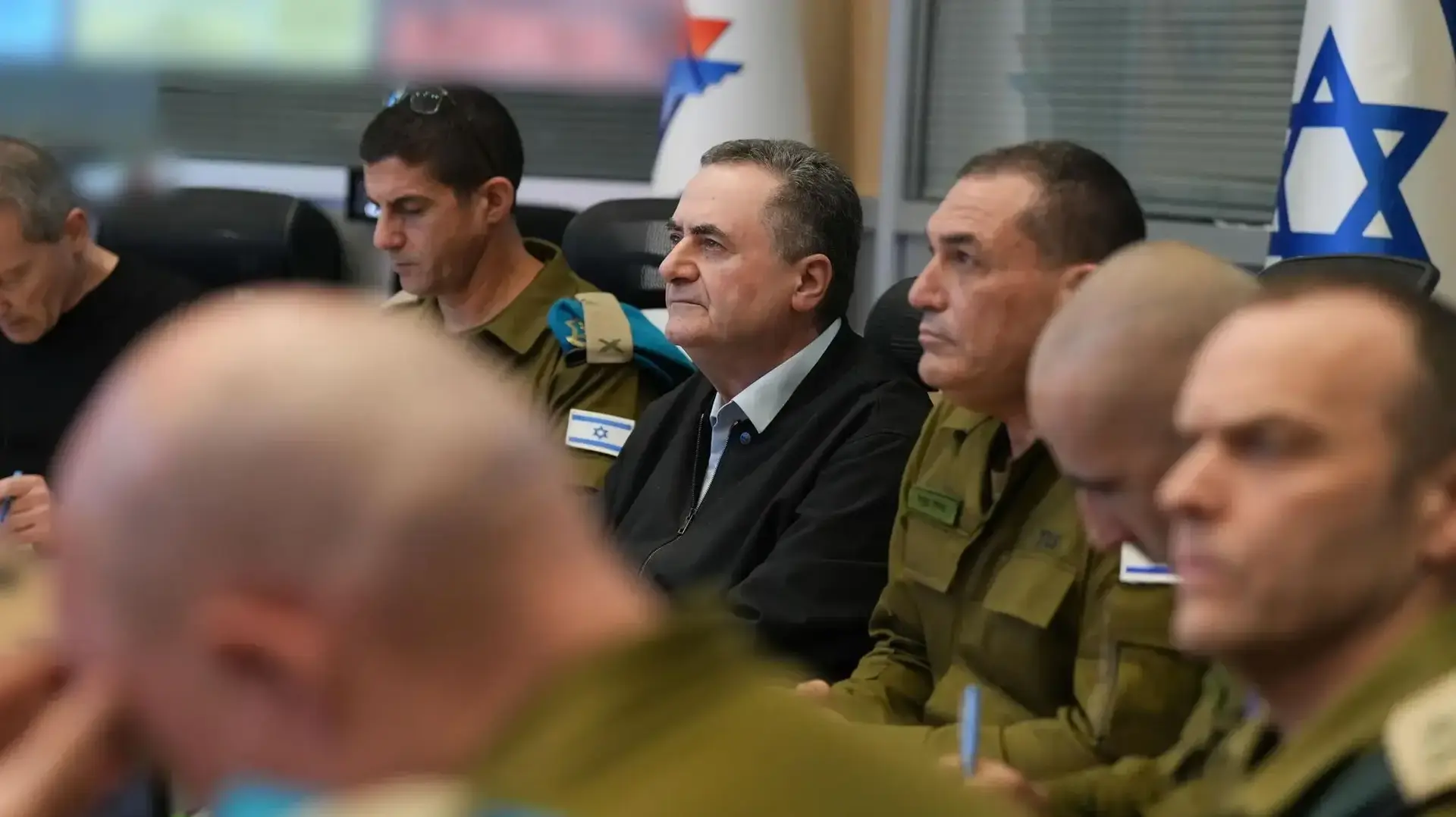 שר הביטחון ישראל כ"ץ קיים הערכת מצב עם הרמטכ"ל, רב-אלוף אייל זמיר, 25 במרץ 2026 שר הביטחון ישראל כ"ץ קיים הערכת מצב עם הרמטכ"ל, רב-אלוף אייל זמיר, 25 במרץ 2026