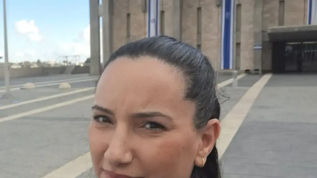 מירית ברוש, קרימינולוגית ומטופלת במערכת “פופינס” מבית “טיפולי” מירית ברוש, קרימינולוגית ומטופלת במערכת “פופינס” מבית “טיפולי”