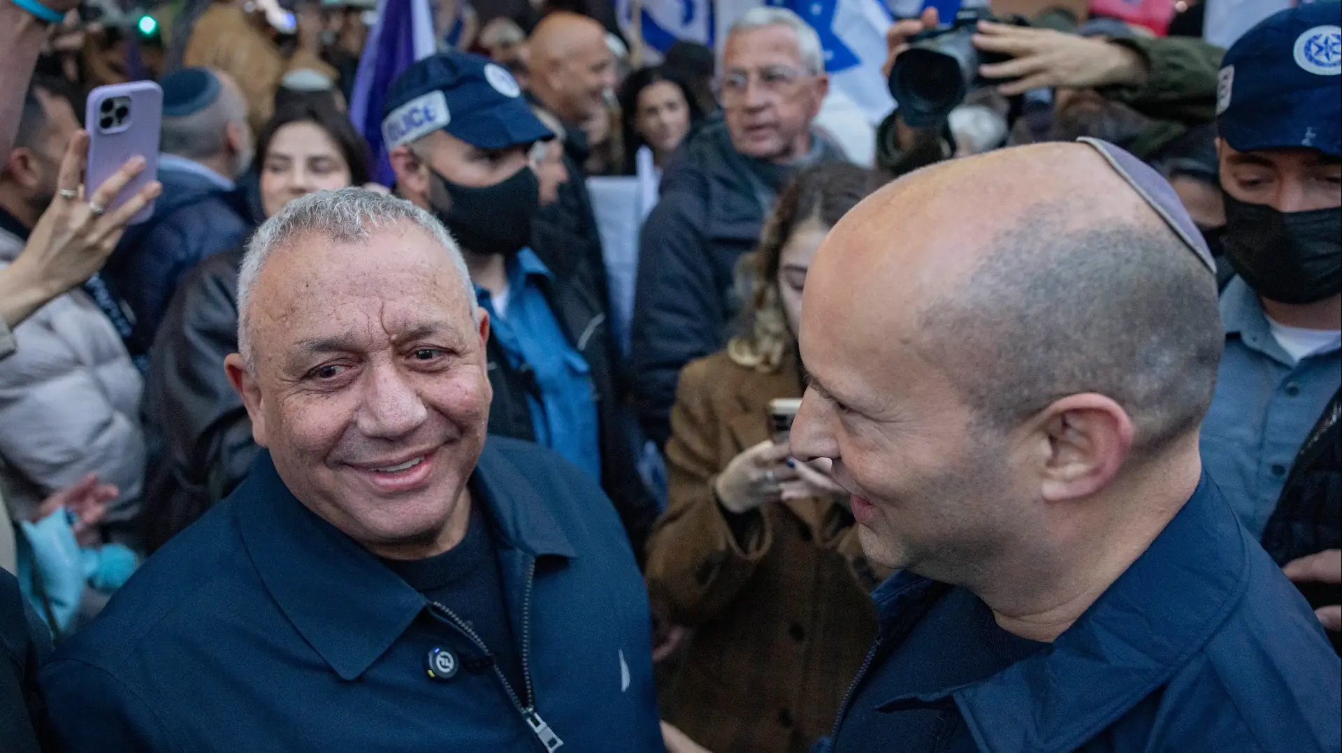 גדי איזנקוט, נפתלי בנט, 15 בינואר 2026 גדי איזנקוט, נפתלי בנט, 15 בינואר 2026