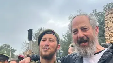 מנדי כץ עם בנו משה יצחק הכהן כץ