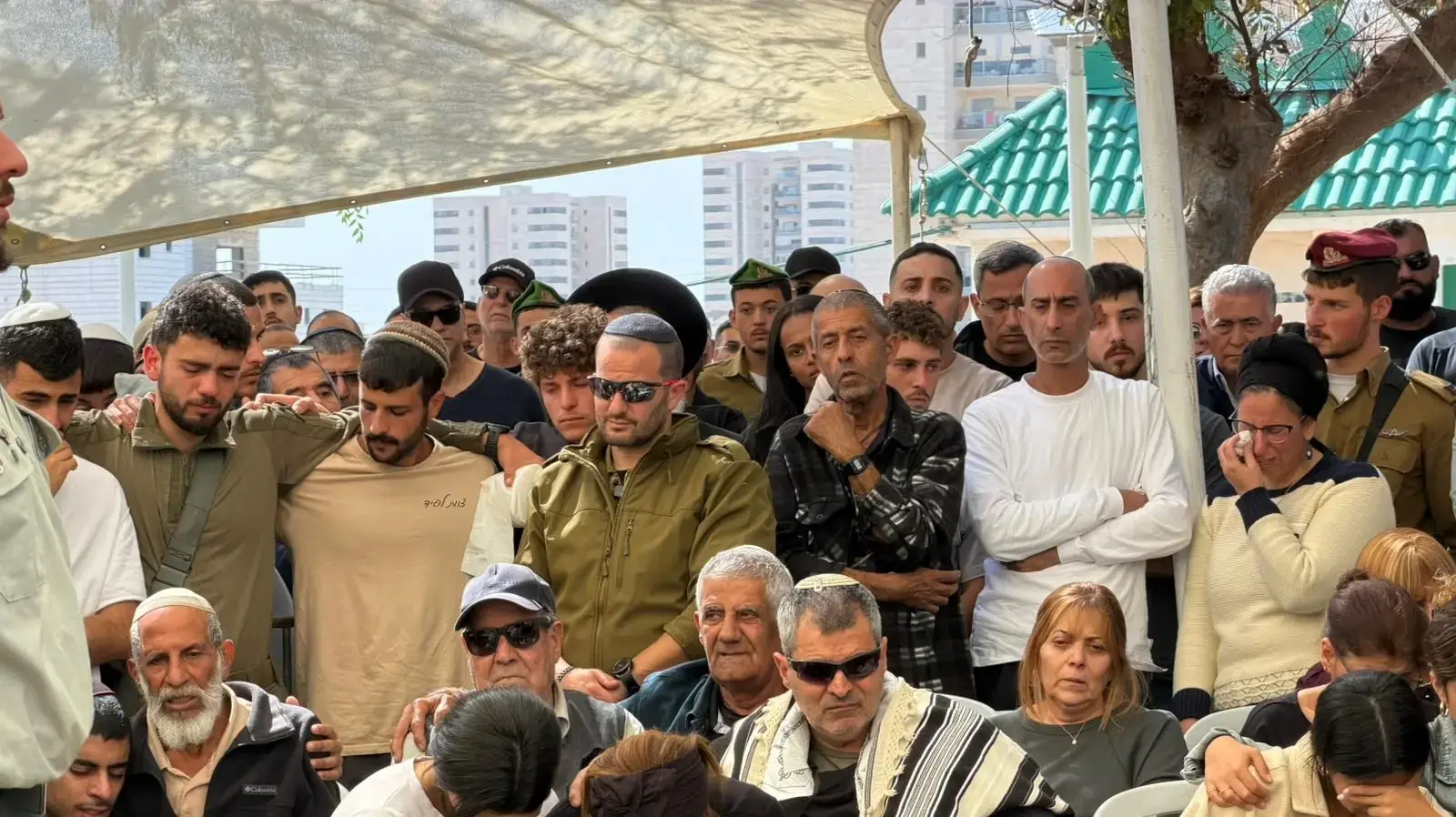הלוויתו של סרן נועם מדמוני, שנפל בקרב בדרום לבנון. 31 במרץ 2026 הלוויתו של סרן נועם מדמוני, שנפל בקרב בדרום לבנון. 31 במרץ 2026