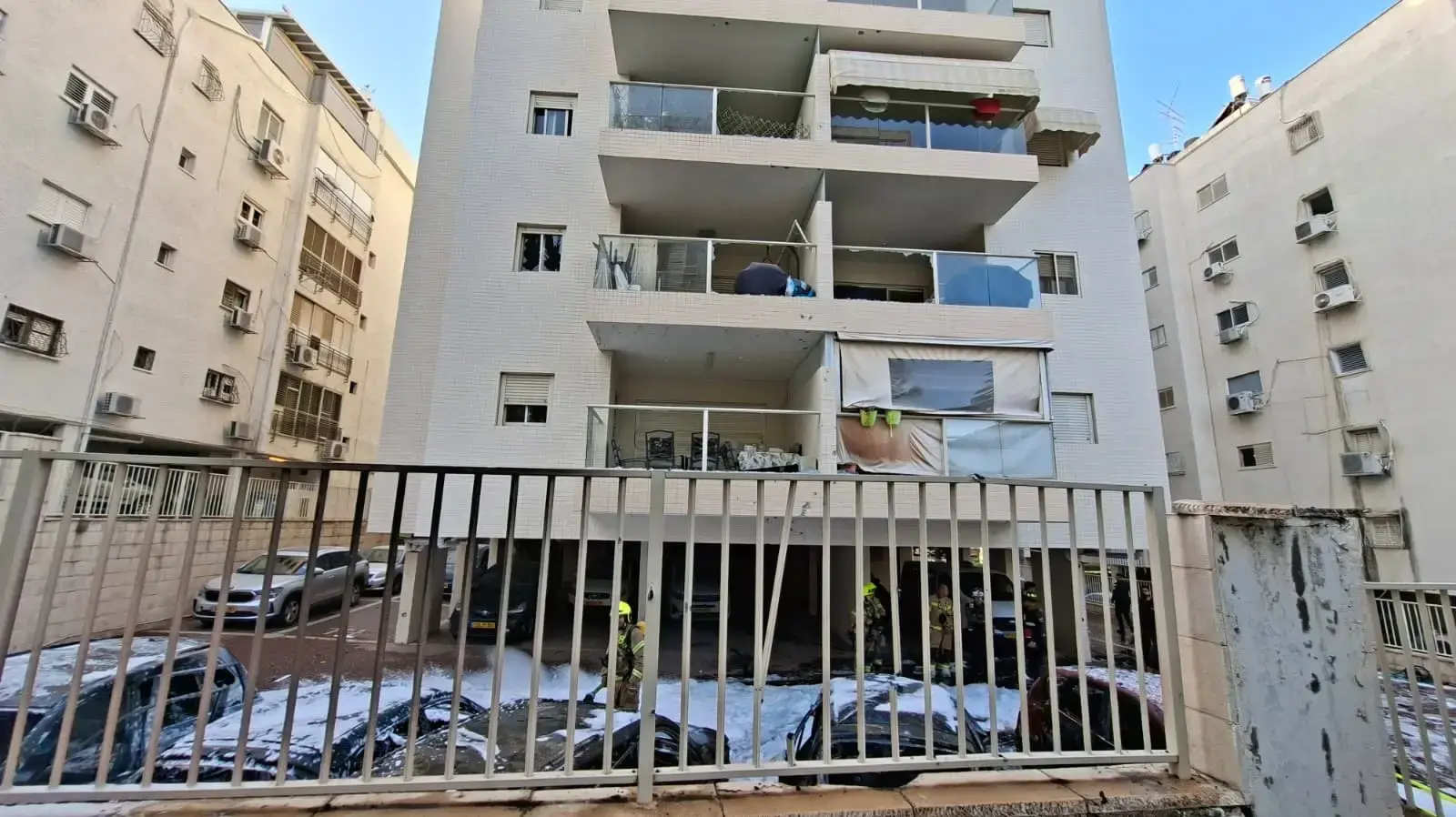 זירת נפילה, פ"ת, 6 באפריל 2026 זירת נפילה, פ"ת, 6 באפריל 2026