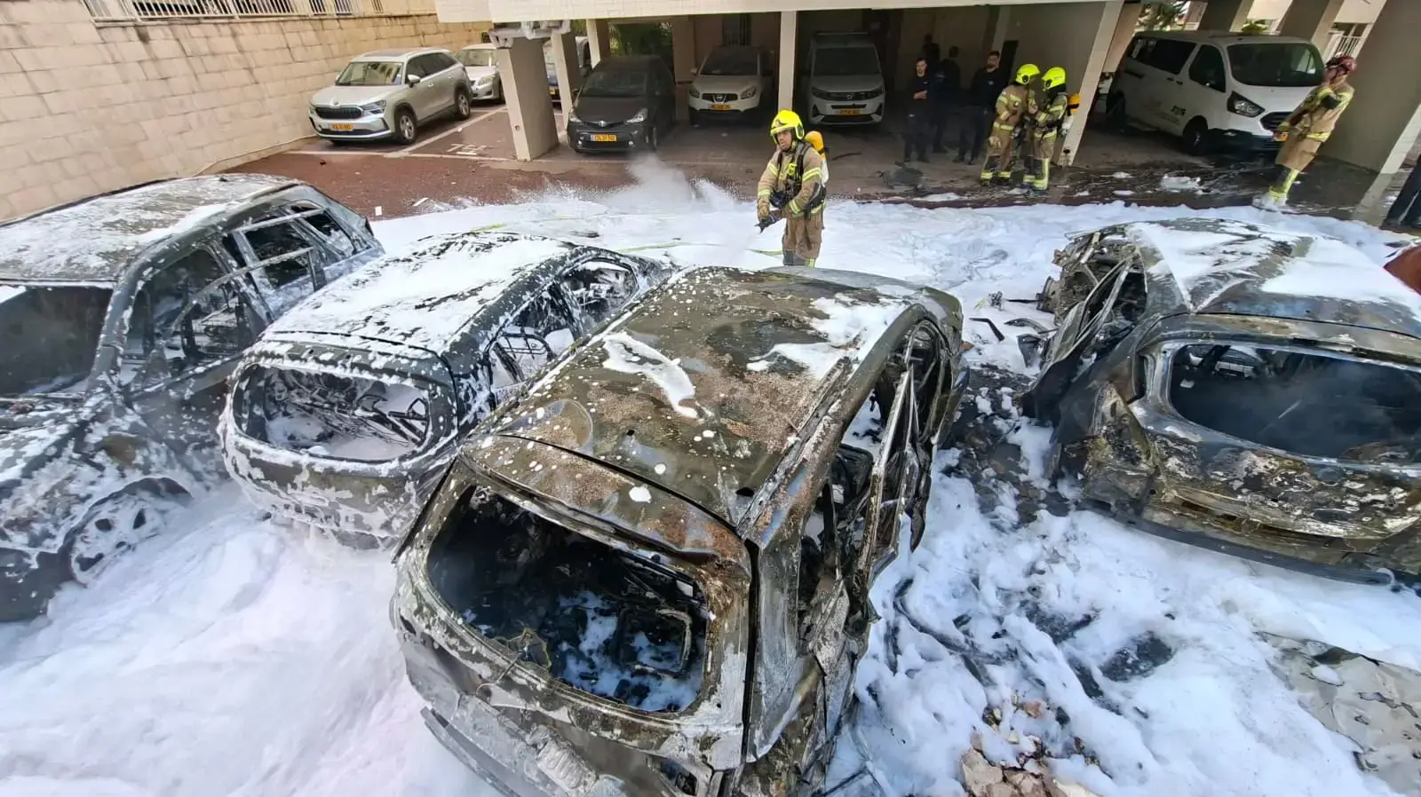 זירת נפילה, פ"ת, 6 באפריל 2026 זירת נפילה, פ"ת, 6 באפריל 2026