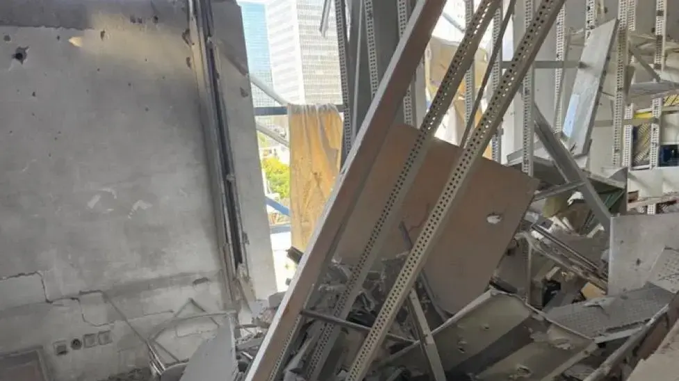 פגיעה בבית ספר בתל אביב פגיעה בבית ספר בתל אביב