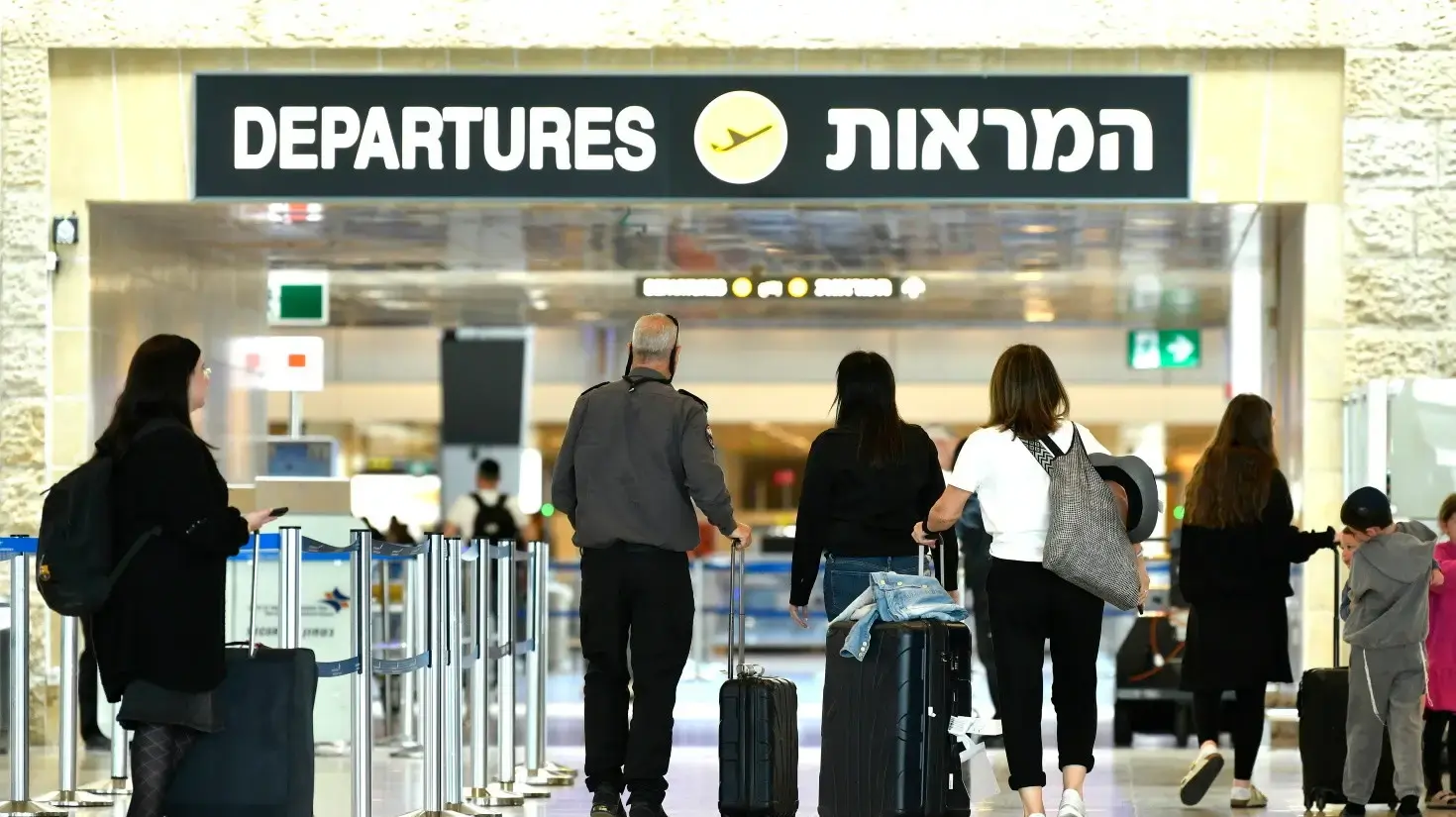 אולם נוסעים, נתב"ג, 13 באפריל 2026 אולם נוסעים, נתב"ג, 13 באפריל 2026