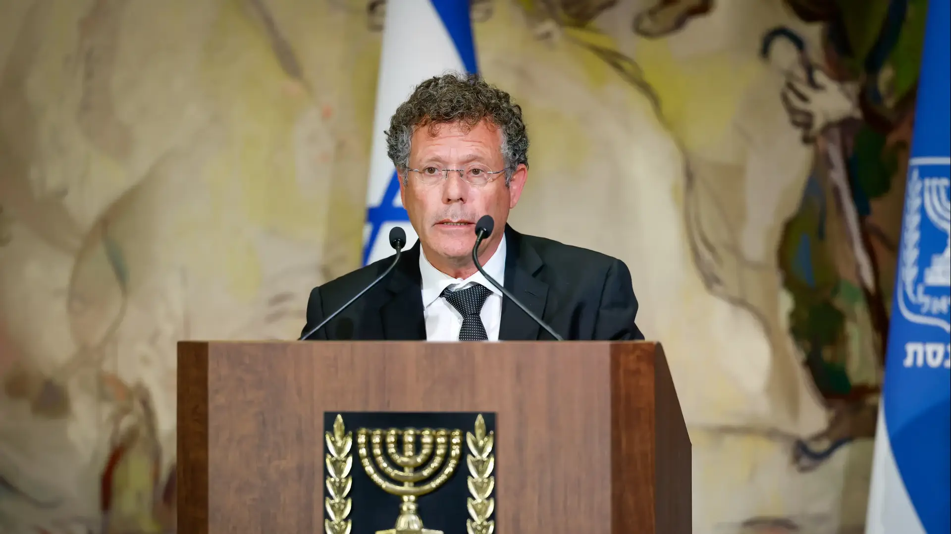 נשיא בית המשפט העליון השופט יצחק עמית, טקס "לכל איש יש שם", יום השואה, 14 באפריל 2026 נשיא בית המשפט העליון השופט יצחק עמית, טקס "לכל איש יש שם", יום השואה, 14 באפריל 2026