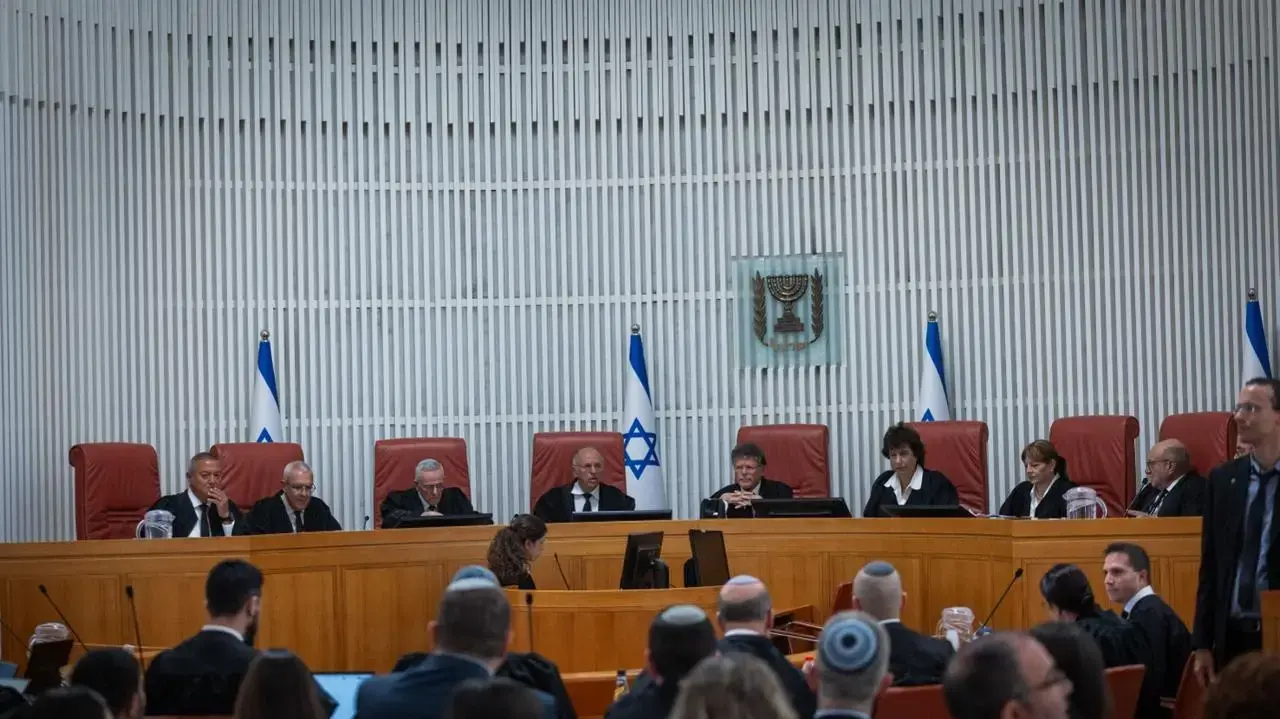 עתירה בדרישה מרה"מ מדוע לא יעביר את בן גביר מכהונתו, בג"ץ