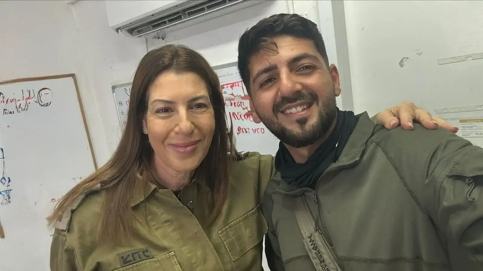 המנהלת שהצטרפה לשירות המילואים יחד עם מוריה: "לא ויתרתי עד שגייסו אותי" המנהלת שהצטרפה לשירות המילואים יחד עם מוריה: "לא ויתרתי עד שגייסו אותי"