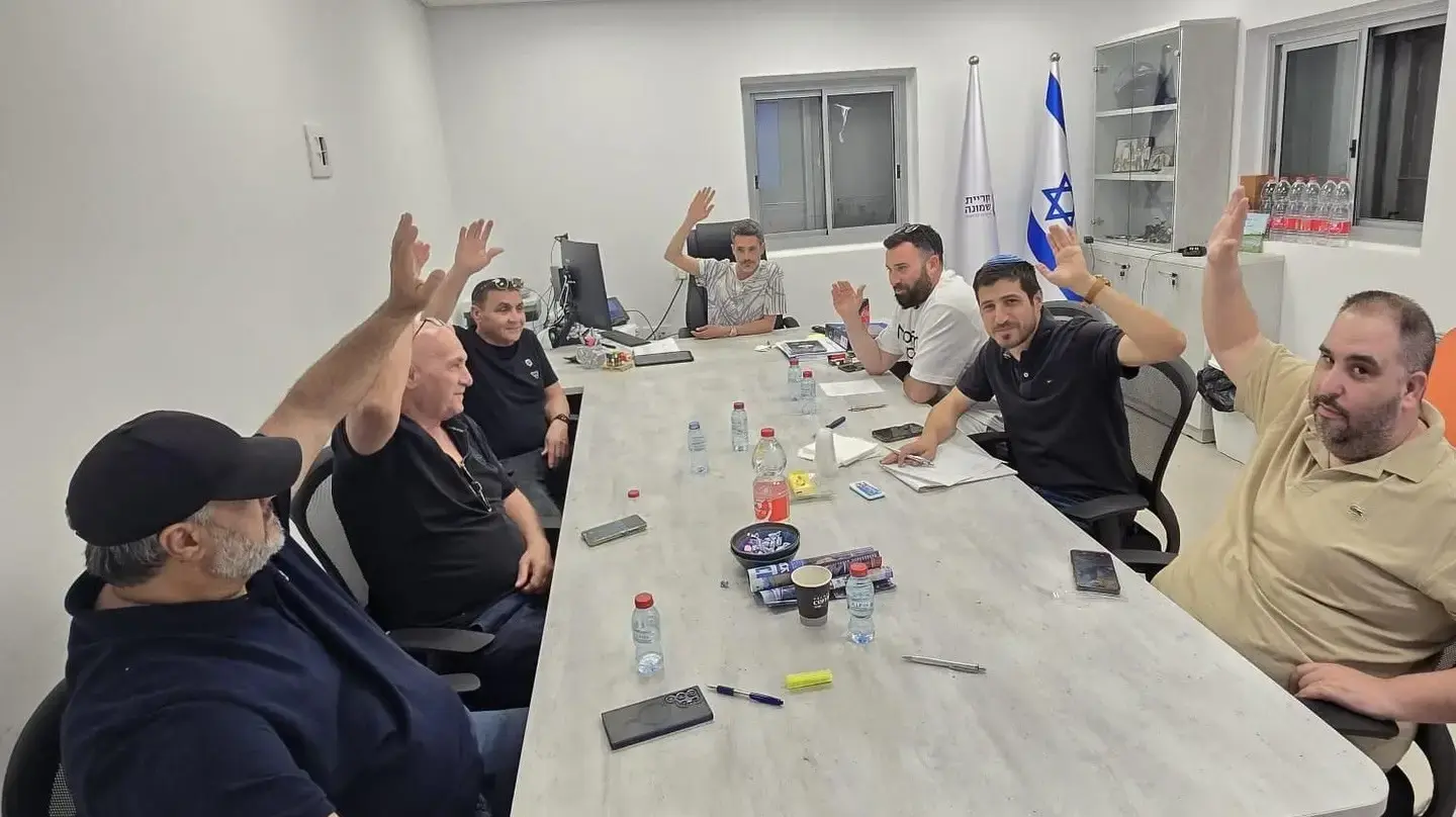 עיריית קריית שמונה הודיעה על צעדי מחאה נגד הפסקת האש עם לבנון. 18/04/2026 עיריית קריית שמונה הודיעה על צעדי מחאה נגד הפסקת האש עם לבנון. 18/04/2026