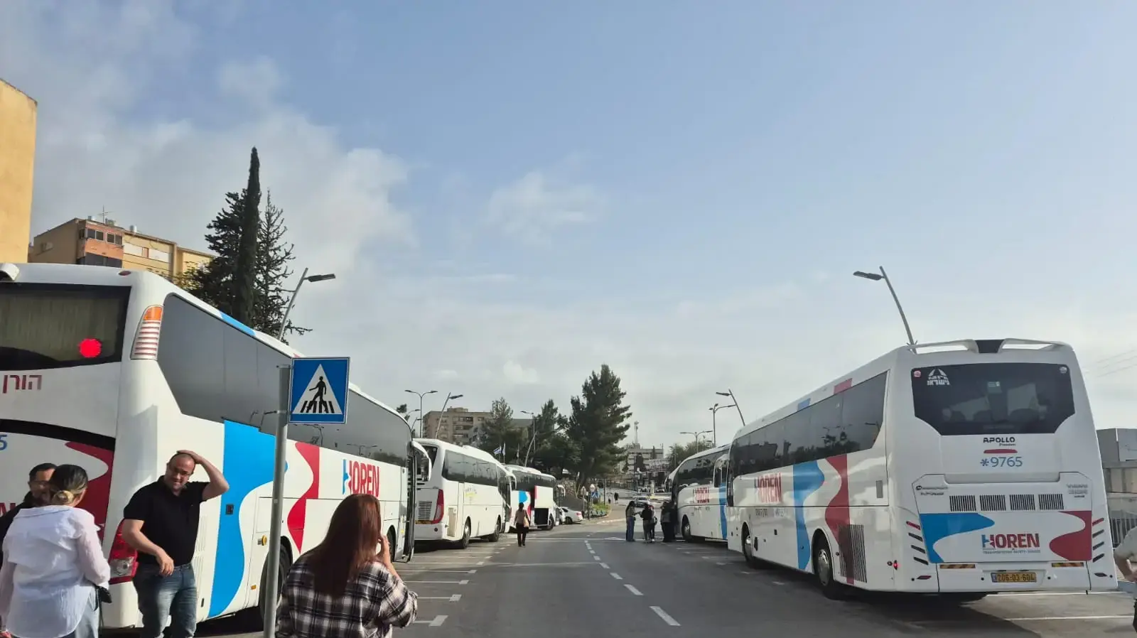 תושבי קריית שמונה יוצאים לירושלים להפגנה מול משרד ראש הממשלה ומול שגרירות ארה"ב, 19 באפריל 2026 תושבי קריית שמונה יוצאים לירושלים להפגנה מול משרד ראש הממשלה ומול שגרירות ארה"ב, 19 באפריל 2026