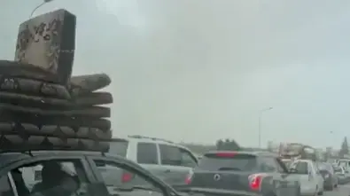 תושבים לבנונים חוזרים דרומה לכיוון ביירות תושבים לבנונים חוזרים דרומה לכיוון ביירות