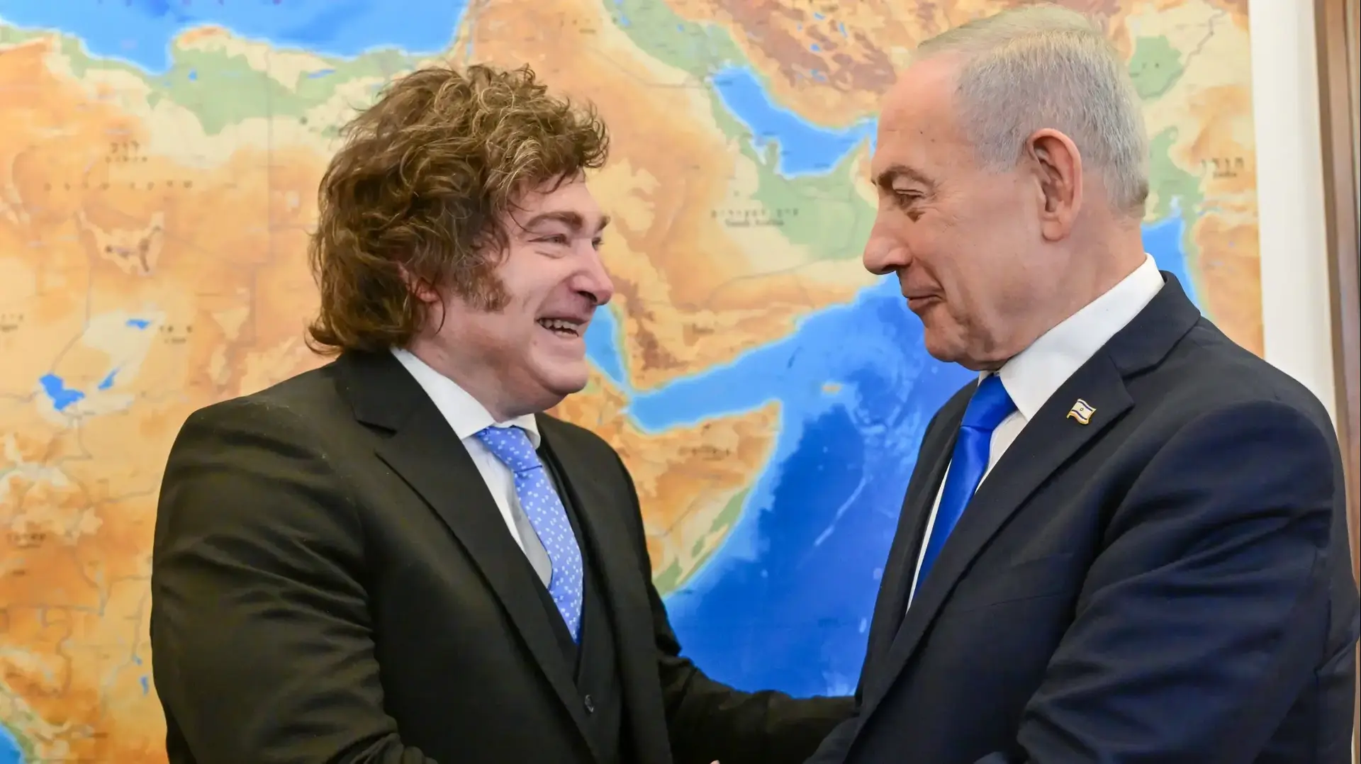 ראש הממשלה בנימין נתניהו נפגש כעת בלשכתו בירושלים עם נשיא ארגנטינה חאבייר מיליי. ראש הממשלה בנימין נתניהו נפגש כעת בלשכתו בירושלים עם נשיא ארגנטינה חאבייר מיליי.