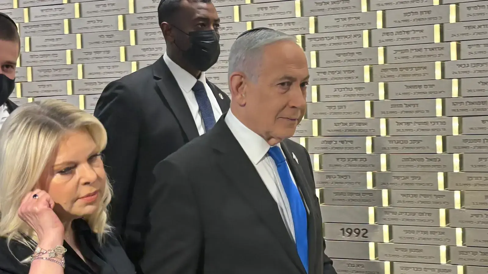 רה"מ בנימין נתניהו, שרה נתניהו, טקס יום הזיכרון לחללי צה"ל, הר הרצל, 21 באפריל 2026 רה"מ בנימין נתניהו, שרה נתניהו, טקס יום הזיכרון לחללי צה"ל, הר הרצל, 21 באפריל 2026