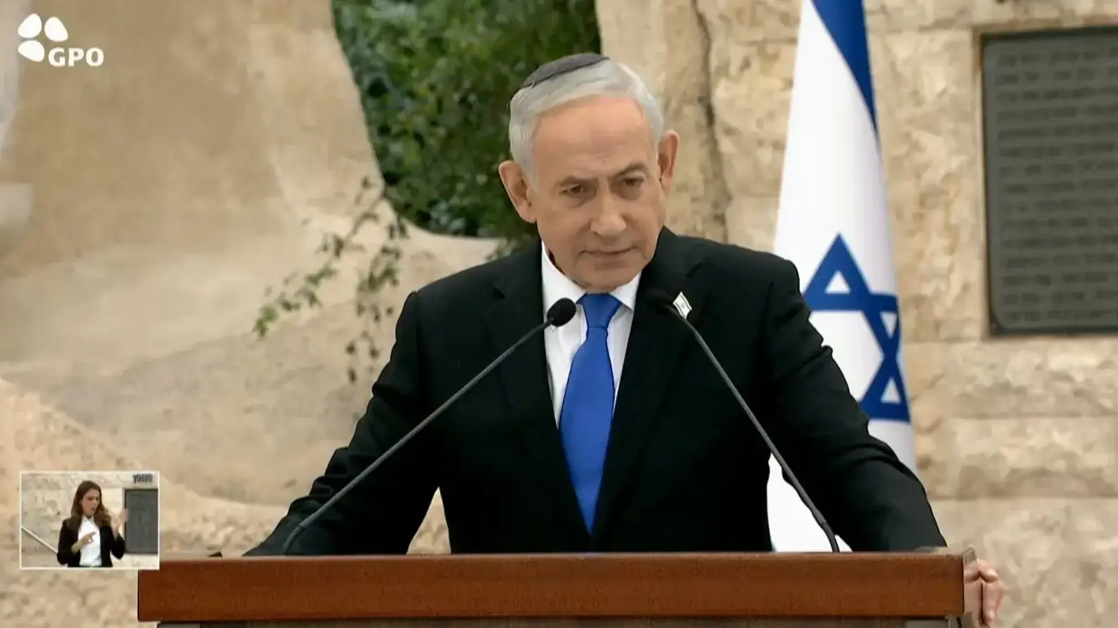 טקס יום הזכרון לנפגעי פעולות האיבה בהר הרצל טקס יום הזכרון לנפגעי פעולות האיבה בהר הרצל