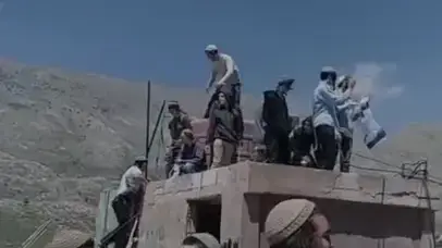 פעילי "חלוצי הבשן" מתבצרים על מבנה בסוריה. 22/04/2026 פעילי "חלוצי הבשן" מתבצרים על מבנה בסוריה. 22/04/2026