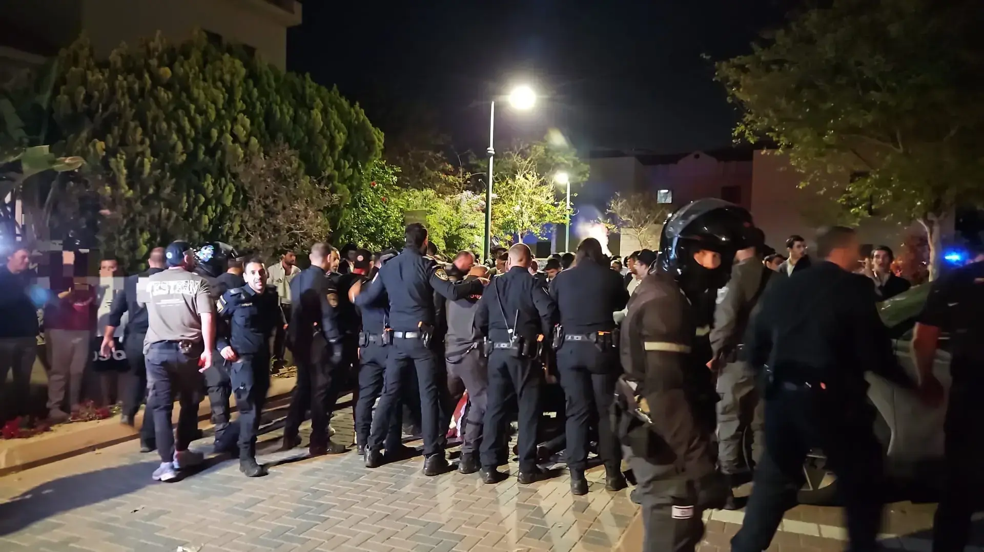 חרדים הגיעו לביתו של קצין משטרה צבאי ראשי באשקלון