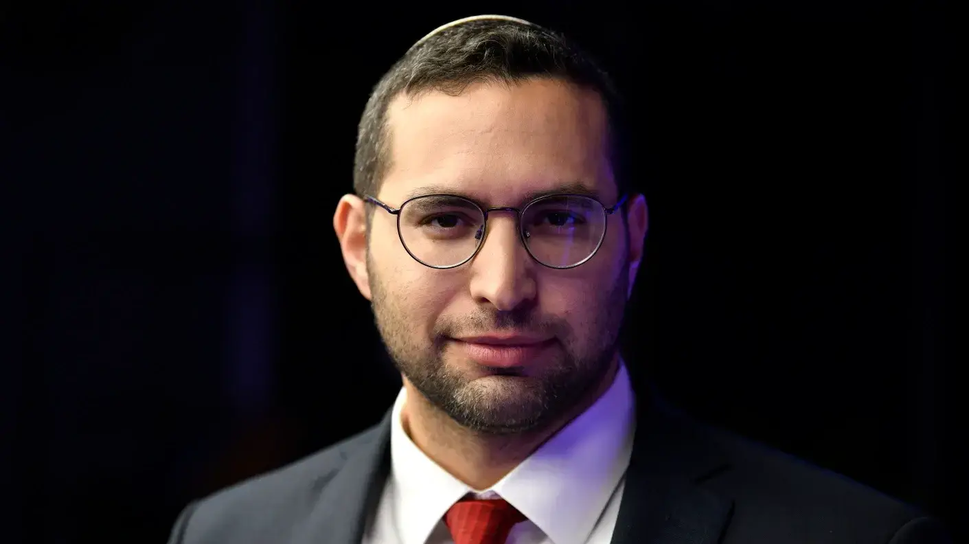 יצחק וסרלאוף יצחק וסרלאוף