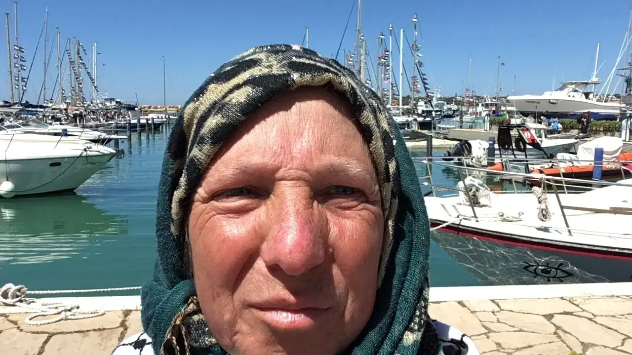 זוהר רגב, טרם ההפלגה, נמל סירקוזה בסיציליה זוהר רגב, טרם ההפלגה, נמל סירקוזה בסיציליה