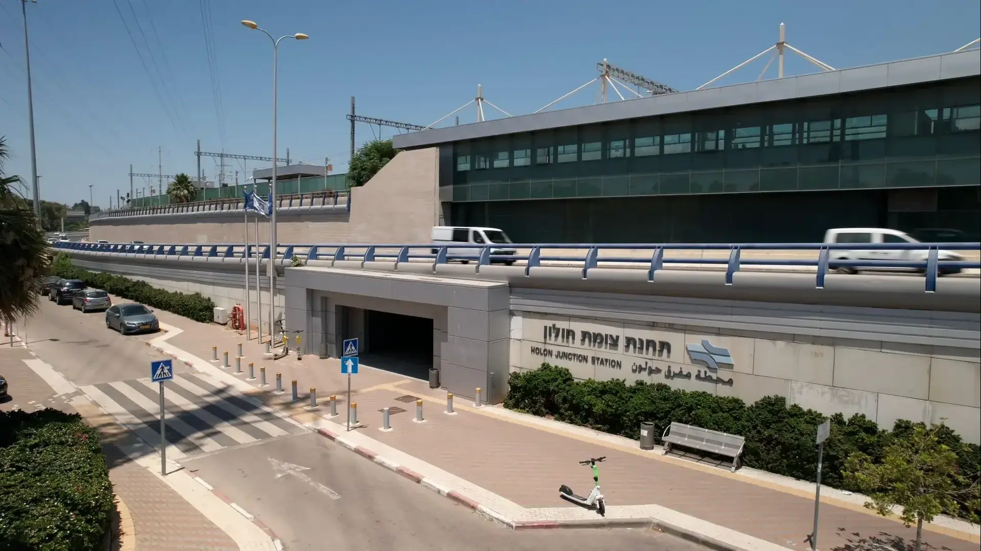 תחנת הרכבת צומת חולון תחנת הרכבת צומת חולון