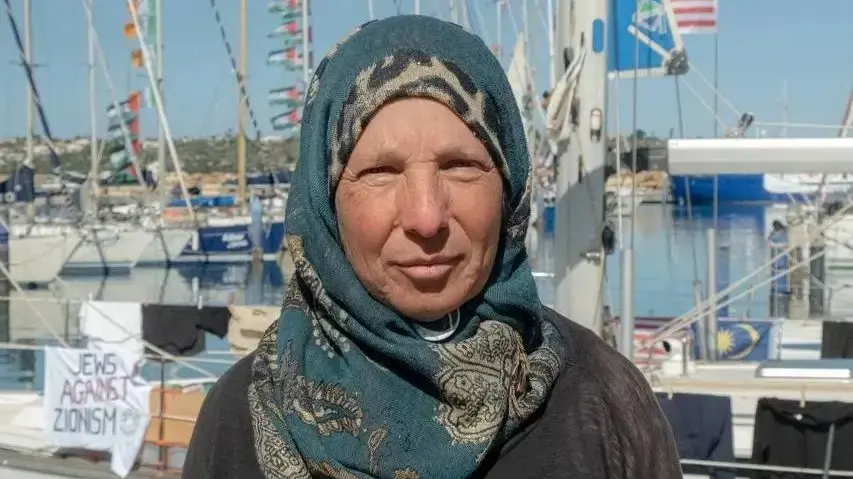 זוהר רגב, טרם ההפלגה, נמל סירקוזה בסיציליה זוהר רגב, טרם ההפלגה, נמל סירקוזה בסיציליה