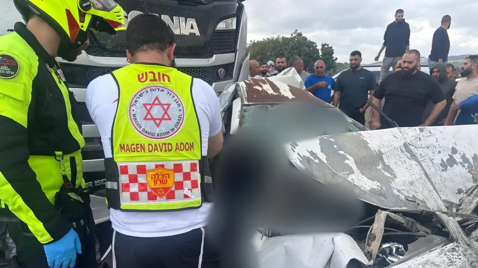 תאונת דרכים בין מספר כלי רכב בכביש 77 סמוך למחלף זרזיר, 3 במאי 2026 תאונת דרכים בין מספר כלי רכב בכביש 77 סמוך למחלף זרזיר, 3 במאי 2026