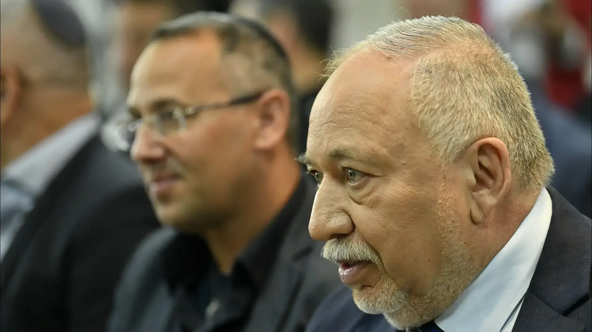 אביגדור ליברמן, שרון שרעבי, מסע"ת ישראל ביתנו, 6 במאי 2026 אביגדור ליברמן, שרון שרעבי, מסע"ת ישראל ביתנו, 6 במאי 2026