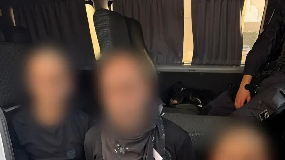 רגע לפני הדרבי: צעיר הותקף באכזריות סמוך לבלומפילד, 3 נעצרו. 09.05.2026 רגע לפני הדרבי: צעיר הותקף באכזריות סמוך לבלומפילד, 3 נעצרו. 09.05.2026