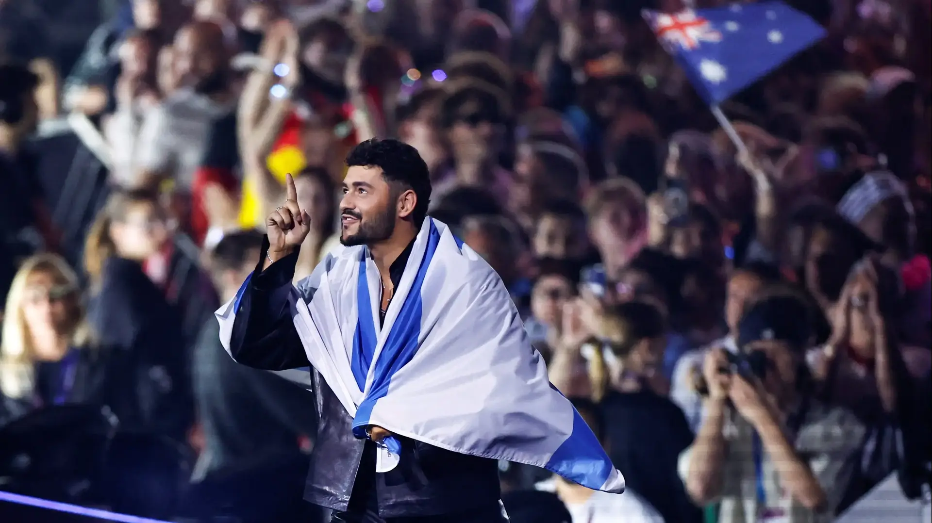 נועם בתן, חזרת השופטים לפני גמר אירוויזיון 2026, וינה, אוסטריה, 15 במאי 2026
נועם בתן, חזרת השופטים לפני גמר אירוויזיון 2026, וינה, אוסטריה, 15 במאי 2026