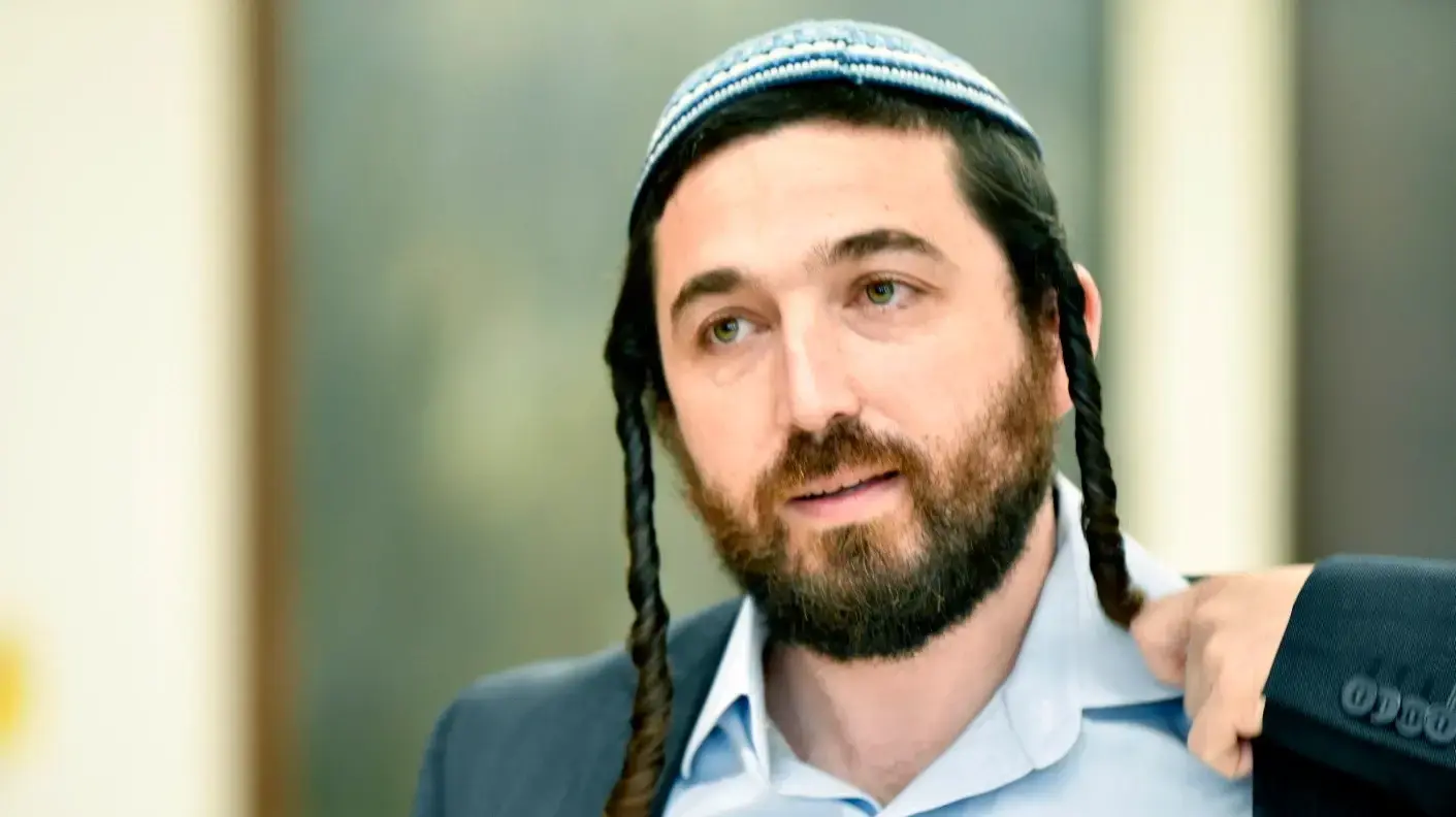 צבי סוכות, 11 במאי 2026 צבי סוכות, 11 במאי 2026
