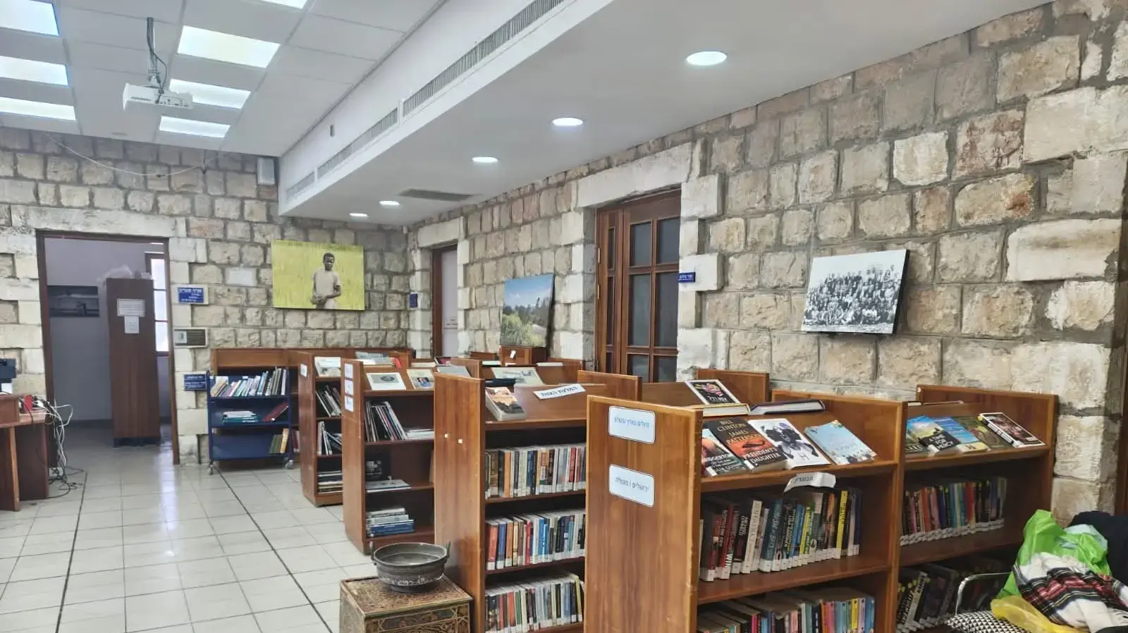 ניצחון הרוח: הספרייה של מטולה נפתחת מחדש בצל המלחמה