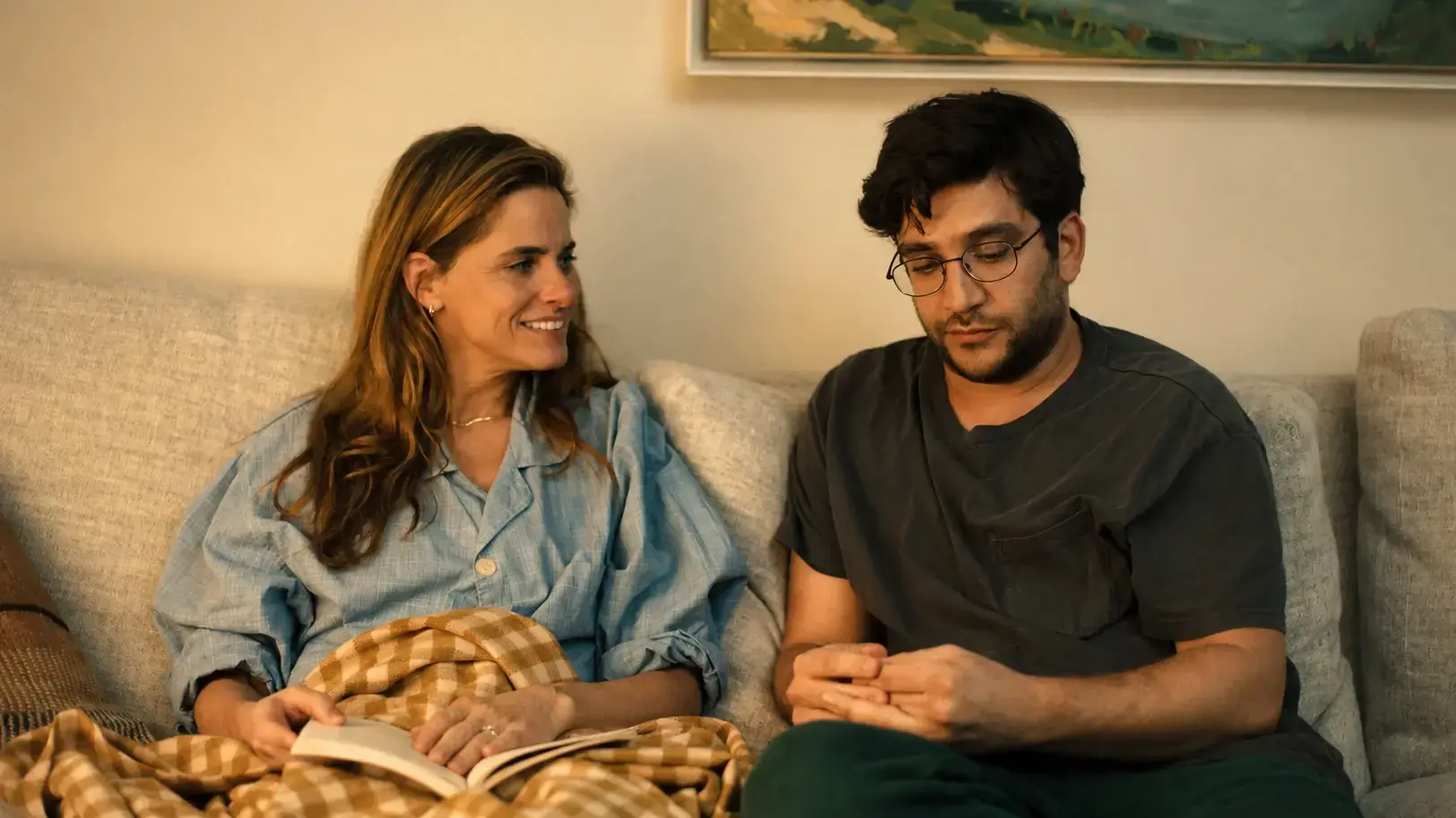 אמנדה פיט, מת'יו שיר, מתוך הסרט "חיים פנטסטיים" אמנדה פיט, מת'יו שיר, מתוך הסרט "חיים פנטסטיים"