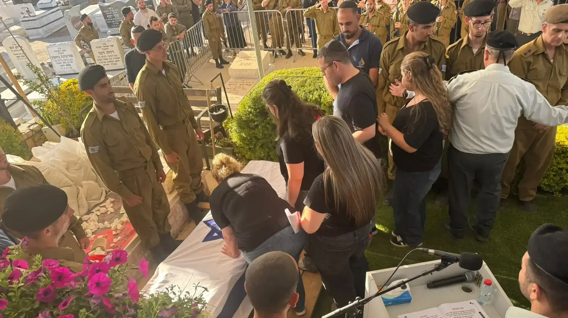 הלווית סמ"ר נועם המבורגר, עתלית, 24 במאי 2026 הלווית סמ"ר נועם המבורגר, עתלית, 24 במאי 2026