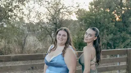 סמלת רותם ינאי עם חברתה נועה סמלת רותם ינאי עם חברתה נועה