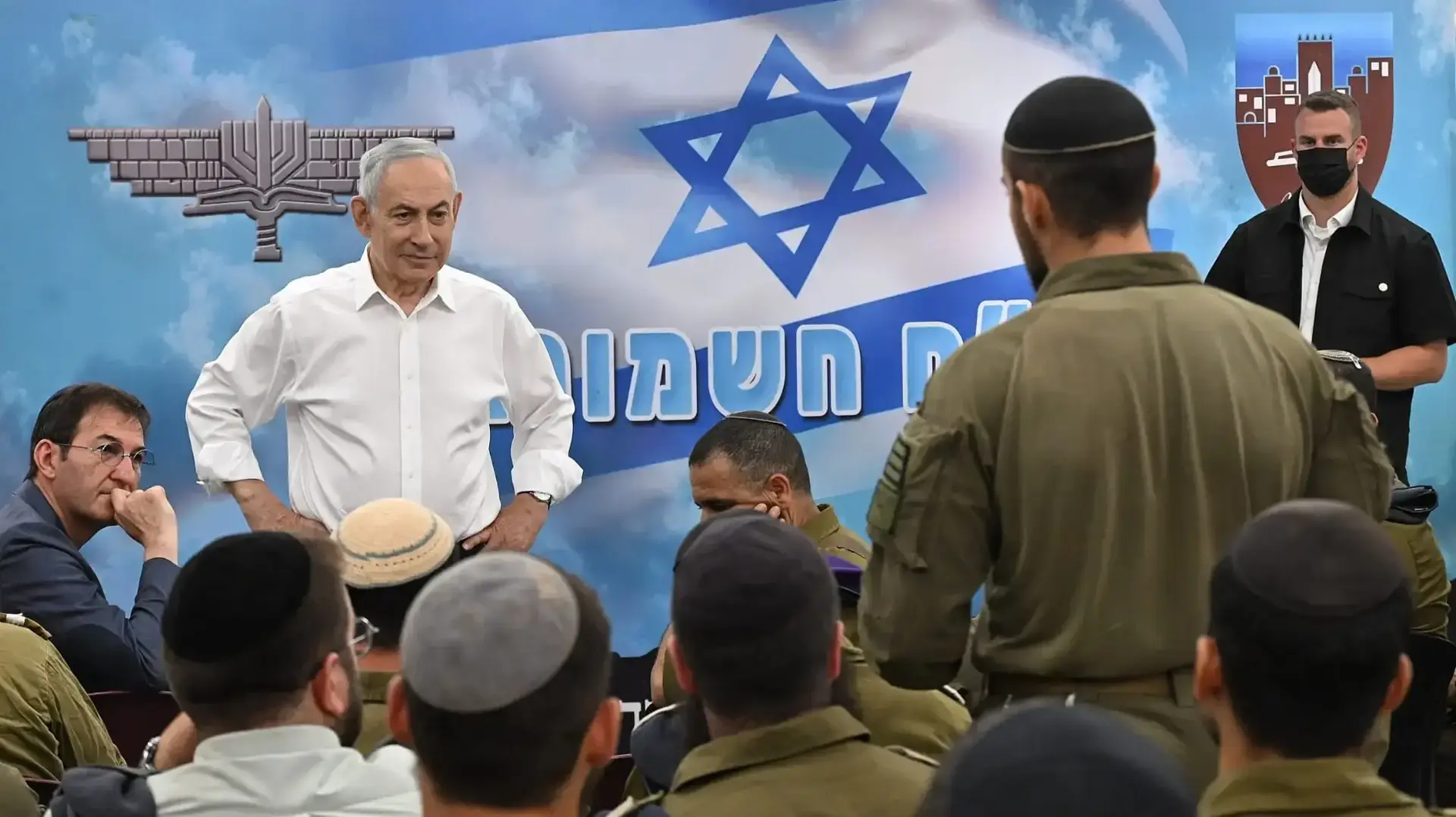 ראש הממשלה בנימין נתניהו ביקר עם יו״ר ועדת החוץ והביטחון, ח״כ בועז ביסמוט בחטיבת החשמונאים של צה״ל בבקעת הירדן, 28 במאי 2026