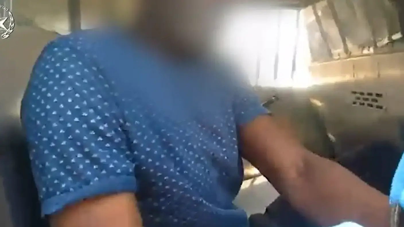 שלף מברג במהלך ויכוח ודקר גבר בראשו בתל אביב