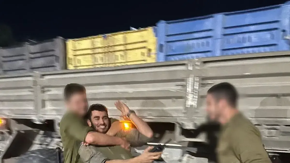 אדם צרפתי אדם צרפתי