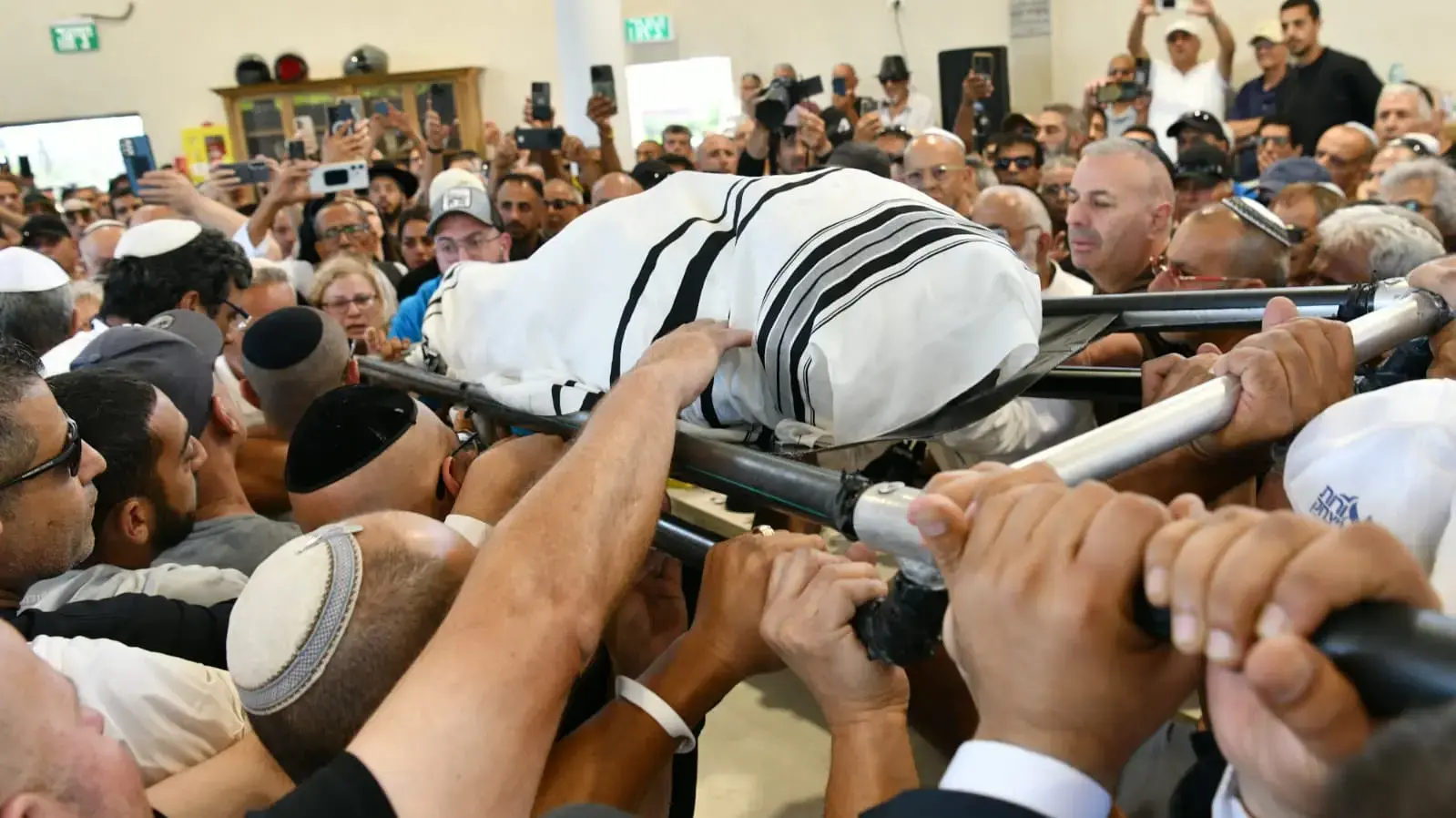 הלוויה ישי לוי, בית העלמין ראש העין , 7 ביוני 2026 הלוויה ישי לוי, בית העלמין ראש העין , 7 ביוני 2026