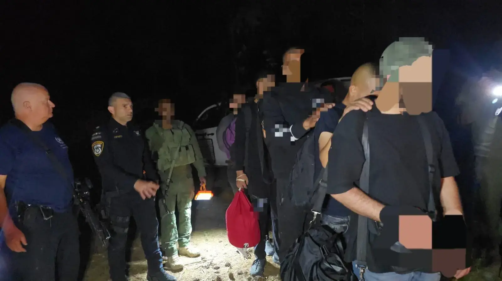 צו סגירה מנהלי למסעדה ברחוב שד' בן גוריון בתל אביב, מעצר החשודים, 5 ביוני 2026 צו סגירה מנהלי למסעדה ברחוב שד' בן גוריון בתל אביב, מעצר החשודים, 5 ביוני 2026