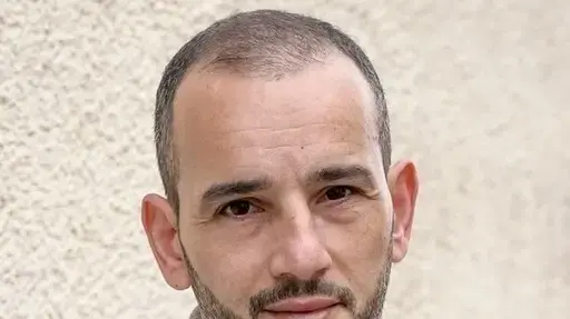 השחקן הצרפתי חכים ג'זירי השחקן הצרפתי חכים ג'זירי