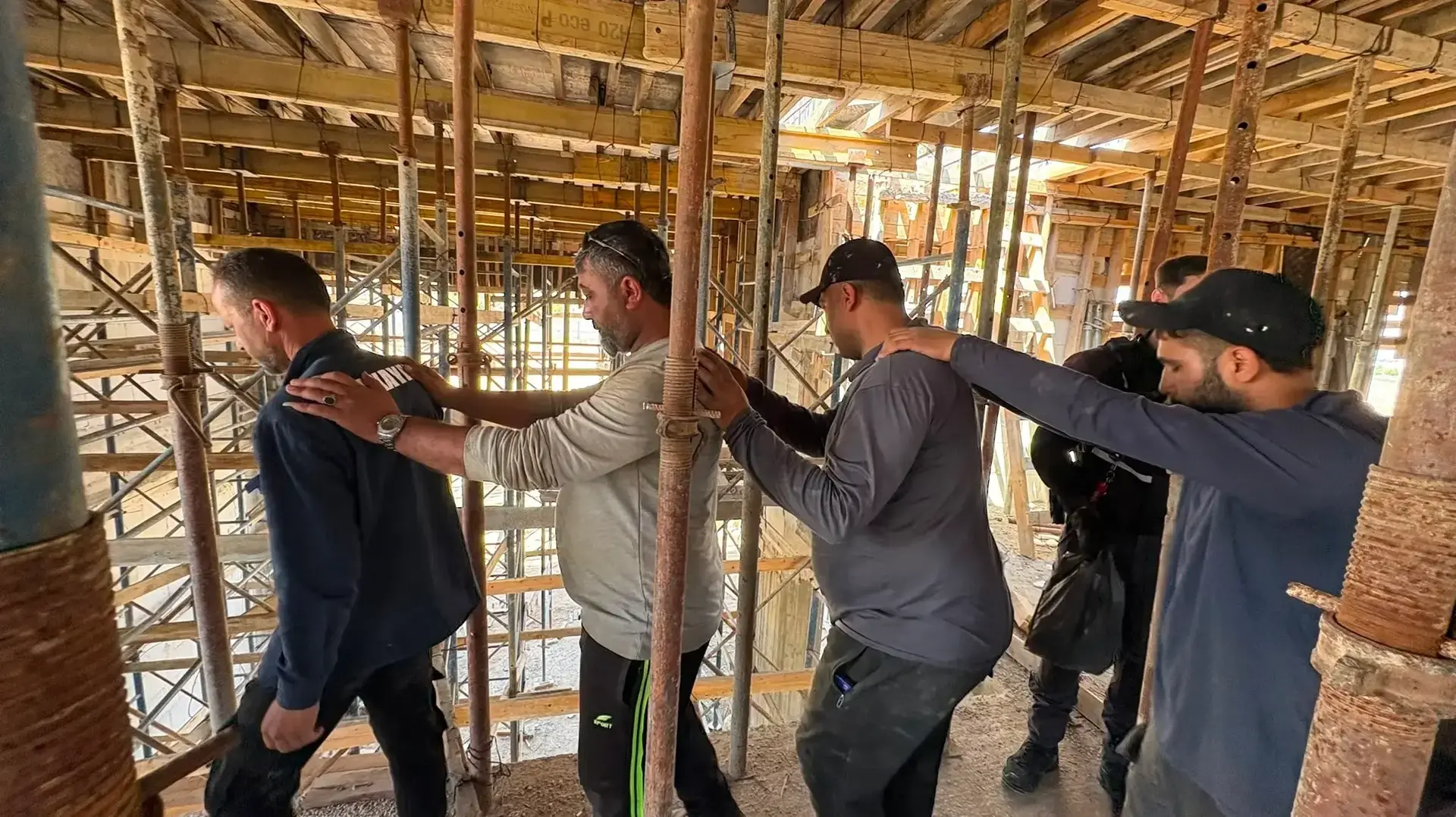 מעצר שוהים ללא אשרת שהייה מעצר שוהים ללא אשרת שהייה