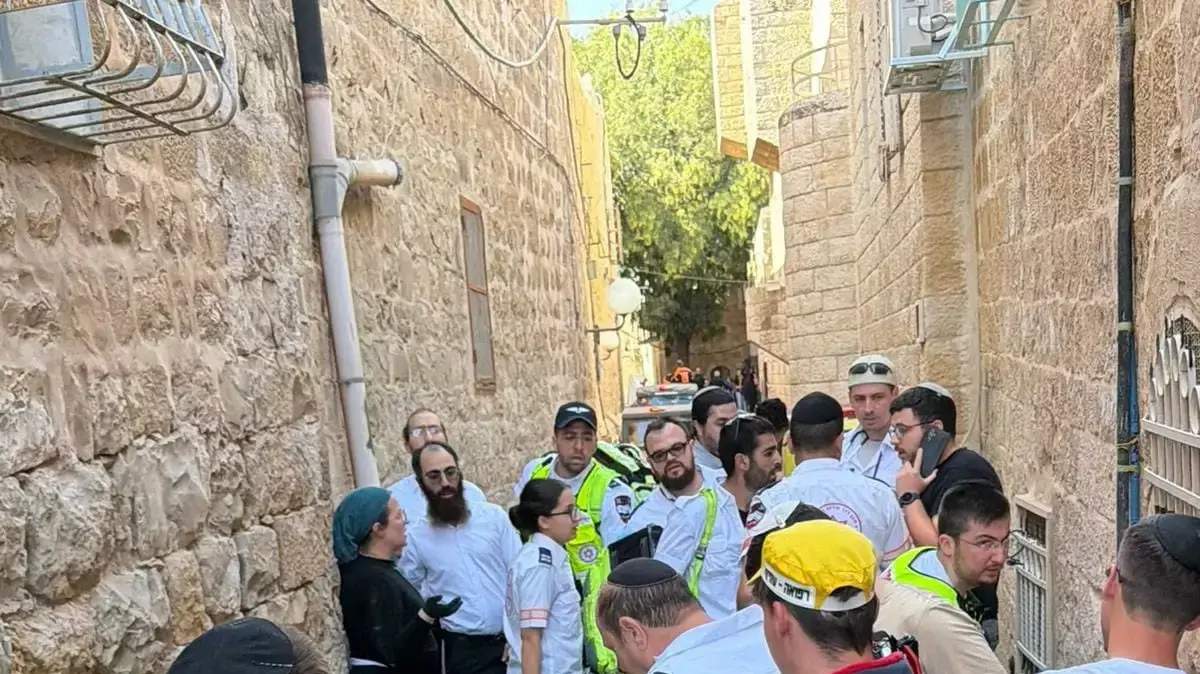 פיצוץ בלון גז ברובע היהודי בעיר העתיקה בירושלים פיצוץ בלון גז ברובע היהודי בעיר העתיקה בירושלים