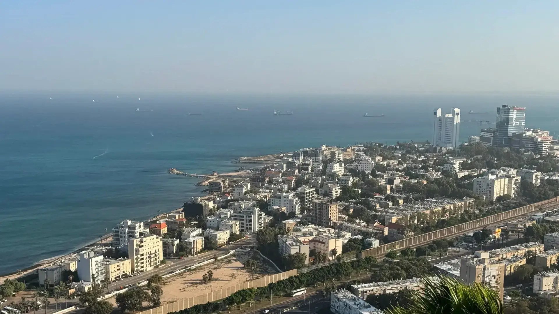 רענן אוחנה מואשם ריגול בשל ביצוע משימות צילום באזורים רגישים בחיפה רענן אוחנה מואשם ריגול בשל ביצוע משימות צילום באזורים רגישים בחיפה