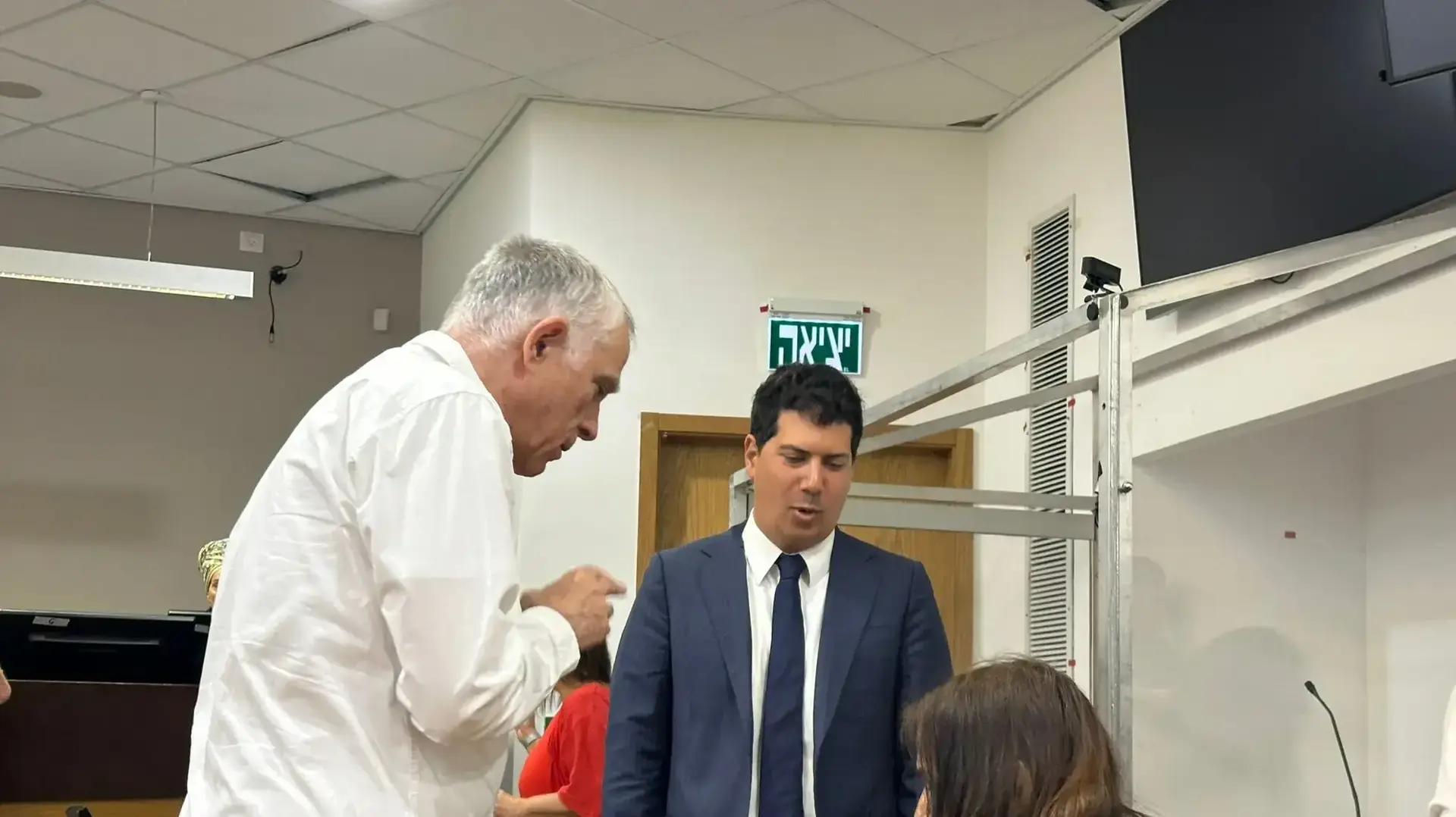 נוני מוזס, עמית חדד, דיון תיקי האלפים, בימ"ש מחוזי ת"א, 22 ביוני 2026 נוני מוזס, עמית חדד, דיון תיקי האלפים, בימ"ש מחוזי ת"א, 22 ביוני 2026