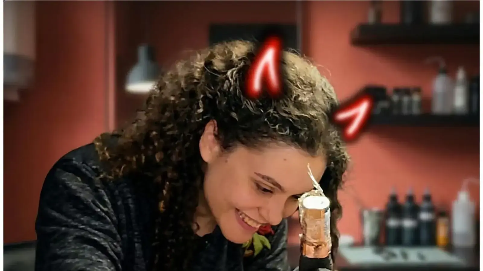 המקעקעת אריאלה סימנטוב